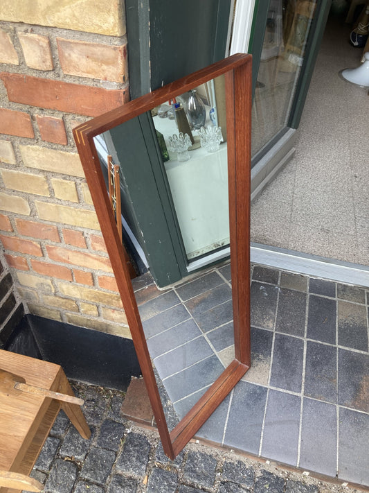 Beautiful Jansen teak mirror - no. 0798