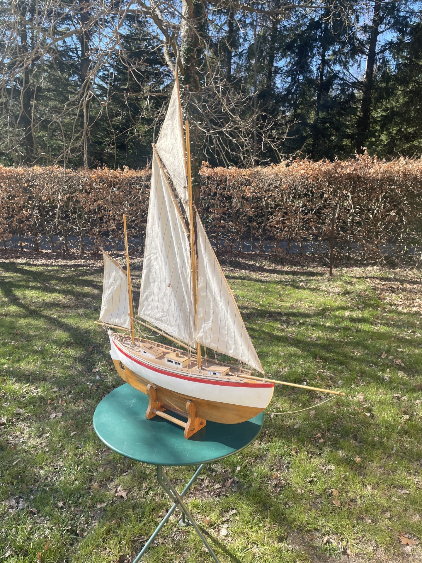 Flot stort model træskib med fine detaljer - nr- 625725