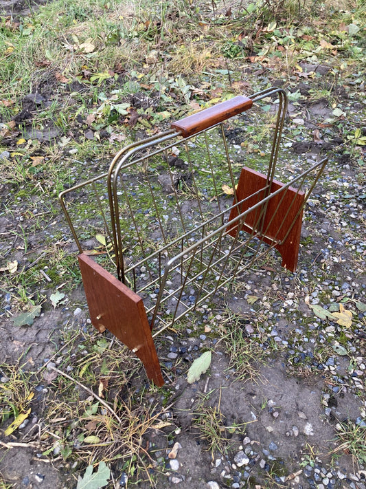 Flot avisholder i messing og teak - nr. 01012