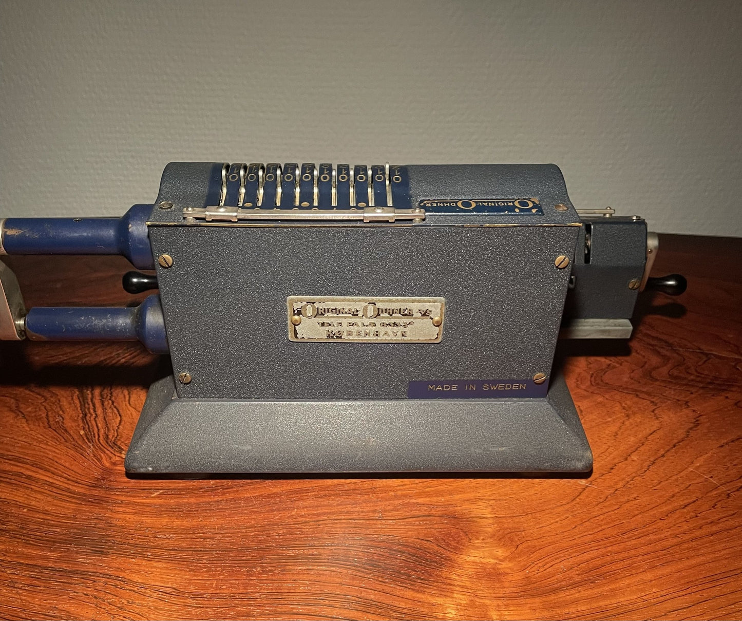 Original Odhner calculator model 127 - no. 825750