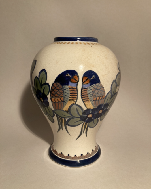 Beautiful antique parrot vase from Aluminia - no. 01399