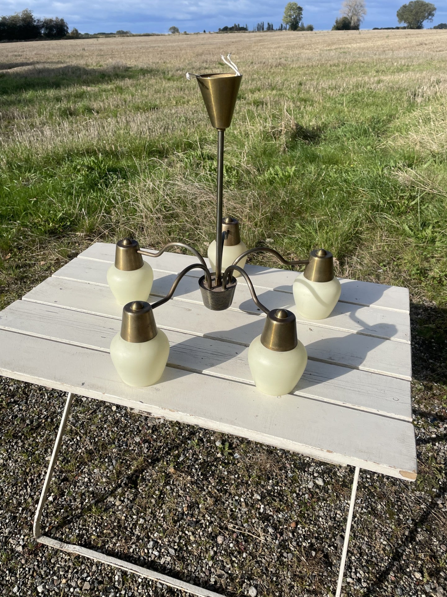 Beautiful brass chandelier - no. 09096