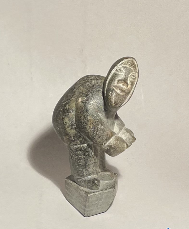 2 Nice soapstone figurines from Greenland - no. 01620