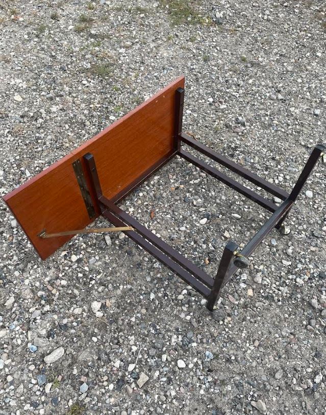 Teak table on wheels and steel frame - no. 09023