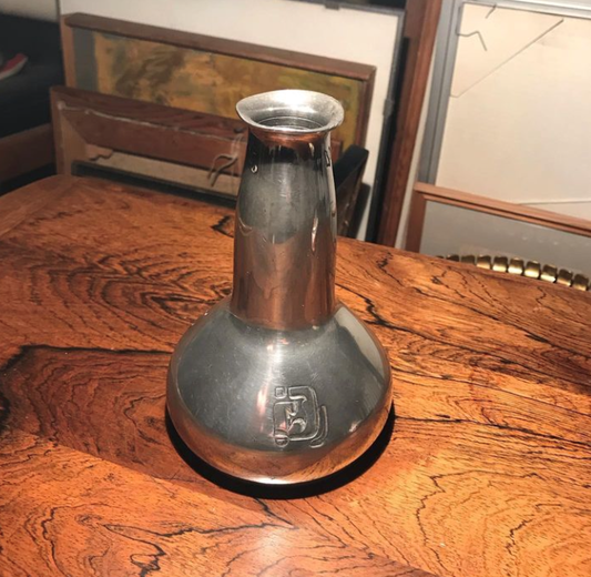 Smuk skønvirke tin vase af Mogens Ballin