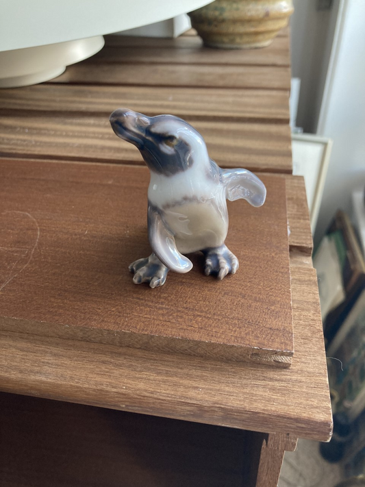 Ceramics, glass &amp; porcelain, Dahl Jensen porcelain figure