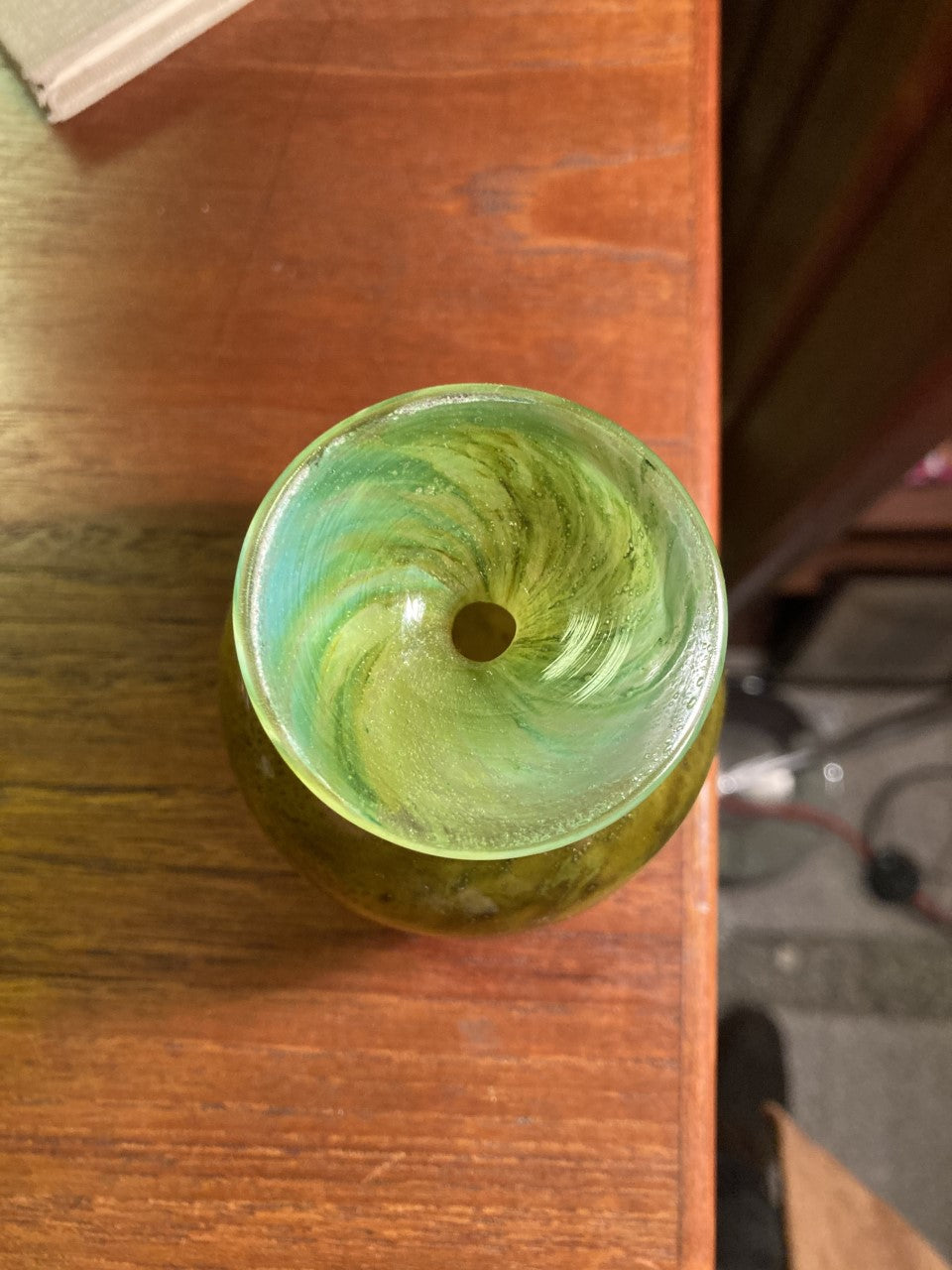 Smuk lille glas vase